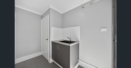 Sleek and Spacious! - Photo 5