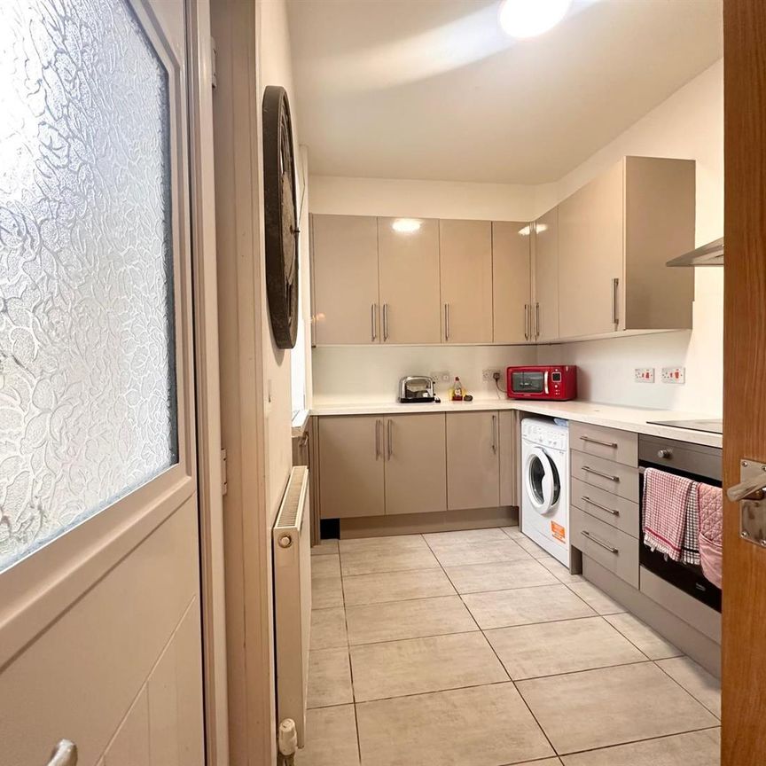 1 bed house share to rent in Colbran Street, Burnley, BB10 - Photo 1