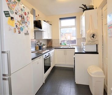 35 Filey Street, Broomhall, Sheffield, S10 2FF - Photo 4