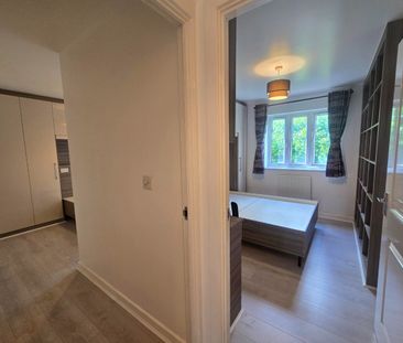 2 bed flat to rent in Ley Farm Close, Watford, WD25 - Photo 4