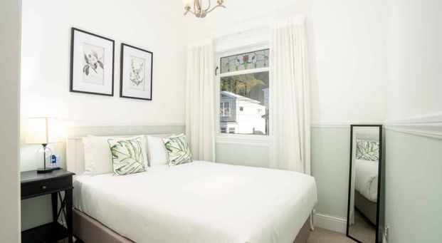 Fully Furnished Character Home - Photo 1