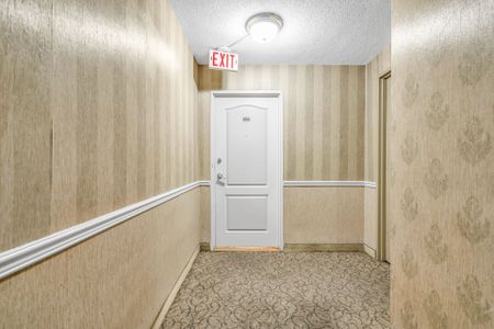 For Lease - 61 Richview Road Unit# 410, Toronto, Ontario - Photo 4