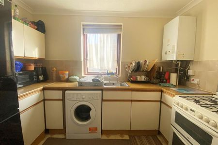 1 bedroom flat to rent - Photo 3