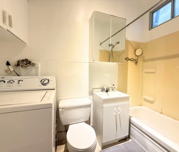 Charmant 4 ½ semi-meublé comprenant 1 chambre et un bureau, en plei... - Photo 3