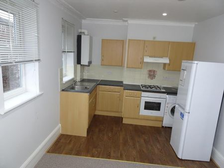 1 bedroom flat to rent - Photo 4