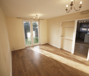 Thornbury, Bristol, Gloucestershire, BS35 1DR - Photo 2