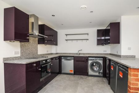 3 bedroom end of terrace house to rent - Photo 3