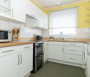 2 bedroom house to rent - Photo 4