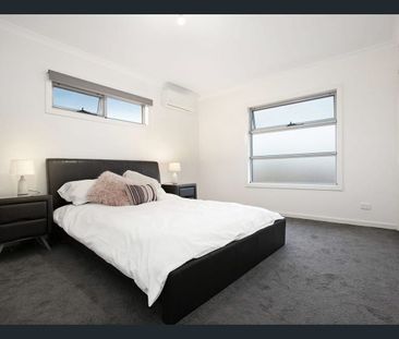 Low Maintenance Living! - Photo 4