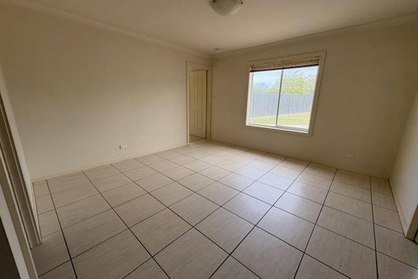 SPACIOUS HOME, GREAT LOCATION!!! - Photo 1