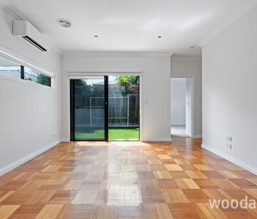 Inspired by the modern lifestyle - Photo 1