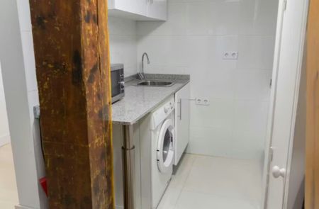 Calle de Mesonero Romanos, Madrid, Community of Madrid 28013 - Photo 5