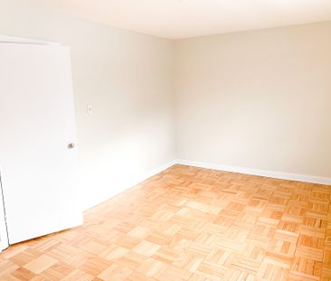 For Lease - 2846 Bloor Street Unit# 1B, Toronto, Ontario - Photo 5