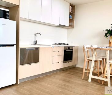 Modern Apartment with Incredible Views - Photo 2