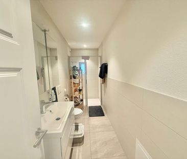 Beautiful renovated 3.5 room apartment - Photo 2