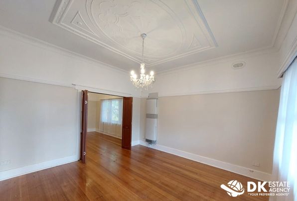 Great Family Home in Footscray - Photo 1