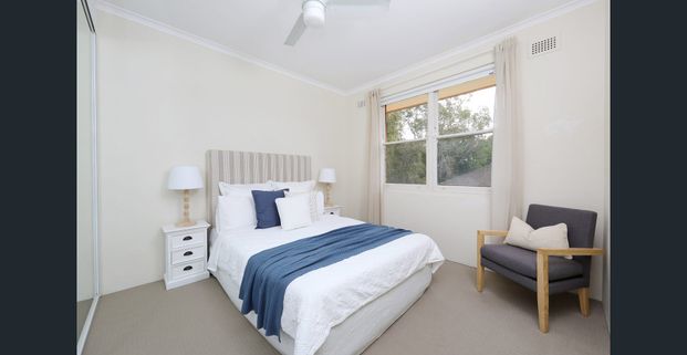 Conveniently Located Two Bedroom Unit - Photo 1