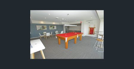 SUPERBLY PRESENTED MODERN APARTMENT WITH RESORT STYLE FACILITIES - Photo 2