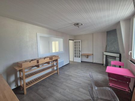 Location Appartement 1 pièce 42m² ANGERS 49100 - Photo 2