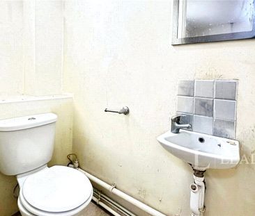 5 bedroom house to rent Brendon Avenue, Luton, Bedfordshire, LU2 - Photo 6