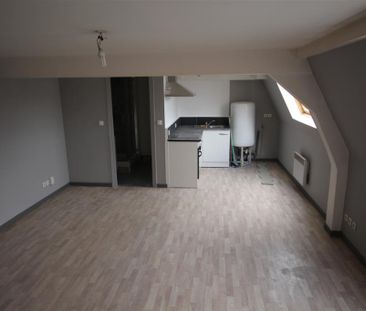 Location Appartement 2 pièces 31m² LA MADELEINE 59110 - Photo 2