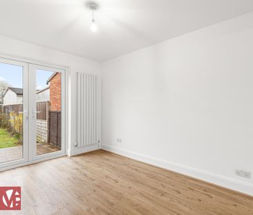 3 bedroom semi-detached house to rent - Photo 6