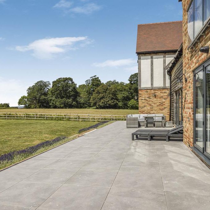 7 bedroom country house to rent - Photo 1