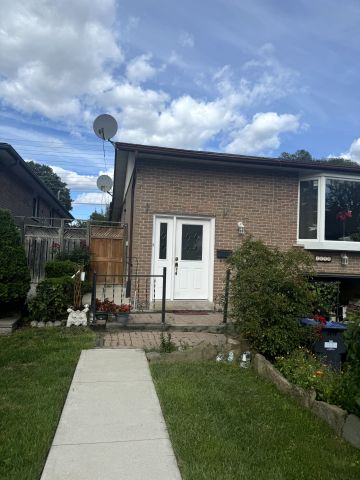 For Lease - 3690 Ellengale Drive, Mississauga, Ontario - Photo 2