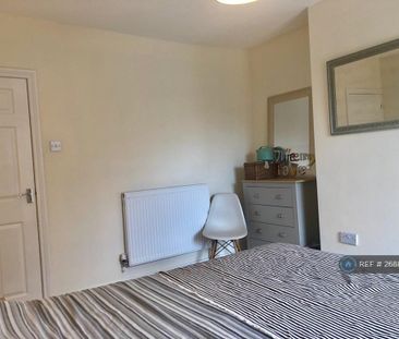 2 bedroom terraced house to rent - Photo 5