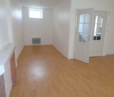 Location Maison 7 pièces 133m² CHERBOURG-EN-COTENTIN 50100 - Photo 2