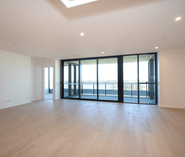 Spacious Two-Bedroom Apartment with Media Room!! - Photo 1