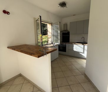 Location Maison 3 pièces 43m² MIOMO 20200 - Photo 2