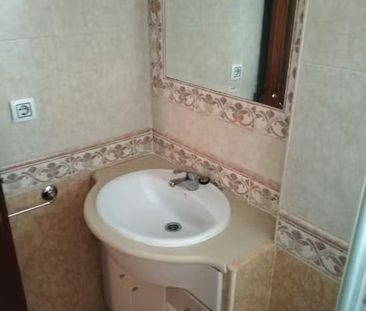 Calle Hebrón, Sevilla, Andalusia 41007 - Photo 4