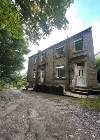 Upper Hirst, Outlane, Huddersfield, HD3 3TG - Photo 2