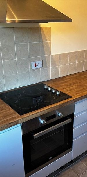 2 bedroom maisonette to rent - Photo 1