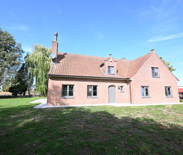 ALLEENSTAANDE & ZEER RUIME (246m²) villa - Photo 4