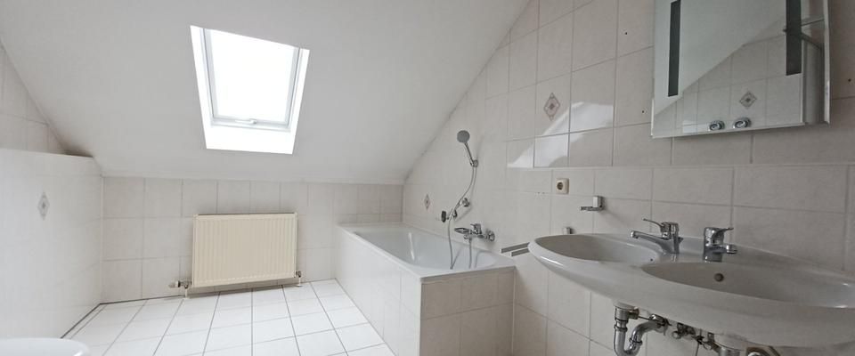 Helle Dachgeschoßwohnung - Foto 1