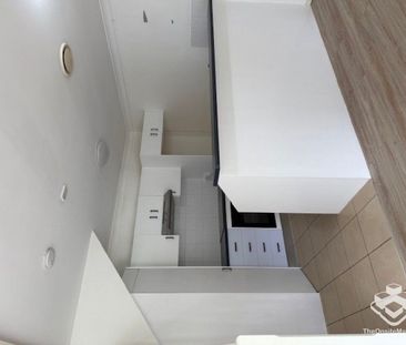 A rare gem, Townhouse with private back yard - Photo 3