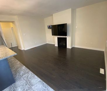 For Lease - 5 Terrick Road, Brampton, Ontario - Photo 2