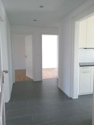 Altbauwohnung mit modernen Elementen im Hochparterre - Foto 2