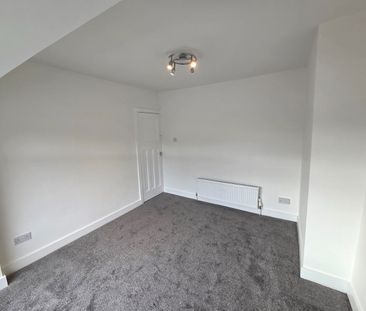 3 Bed Semi-Detached House, Hacking St, M7 - Photo 4