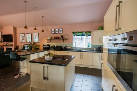 Millers Rise, Brandon, Lakenheath - Photo 3