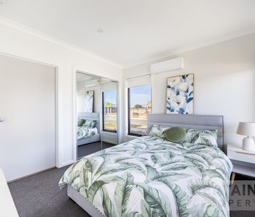 Brand New Ensuite Rooms Available – Sought-After Clyde North Location - Photo 6