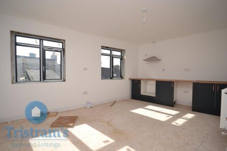 1 bedroom in a house share to rent - Photo 4