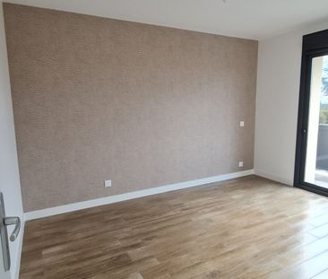 Location Appartement 3 pièces 66m² BURES SUR YVETTE 91440 - Photo 2