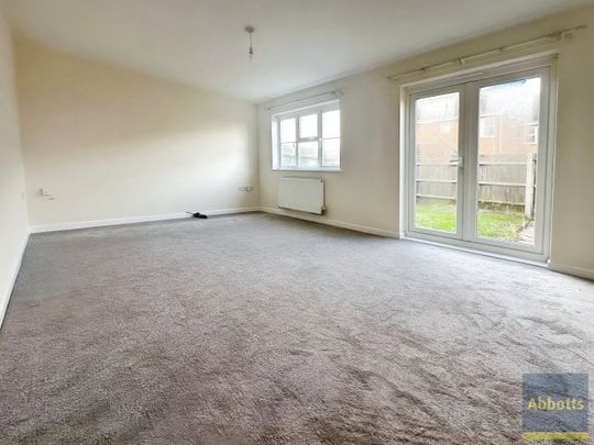 Drifters Way, Great Yarmouth, NR31 0GX - Photo 1