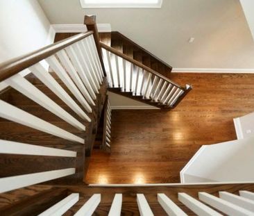 For Lease - 2434 Whistling Springs Crescent, Oakville, Ontario - Photo 4