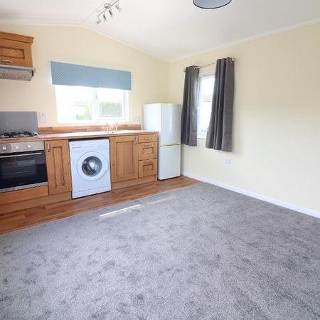 1 bedroom park home to rent - Photo 4