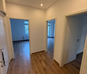 2-Zimmer Wohnung mit Balkon, neu saniert - Foto 1