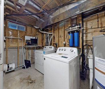 For Lease - 1 Ray Street, Markham, Ontario - Photo 4